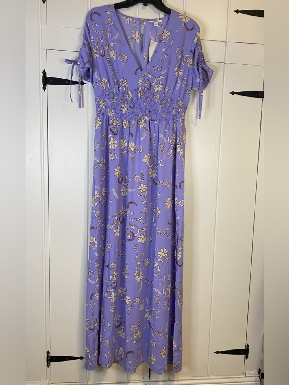 Bar III Lavender Floral V-Neck Maxi Dress with Ruched Sleeves, Smocked Waist. L.